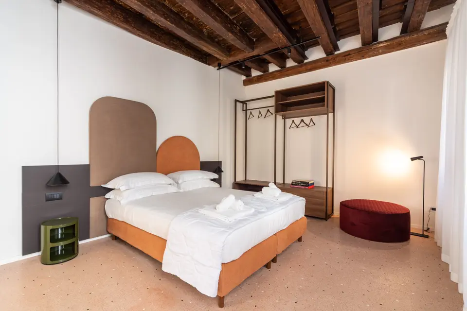 Zappa · Palazzo Miracoli, Venice — 3