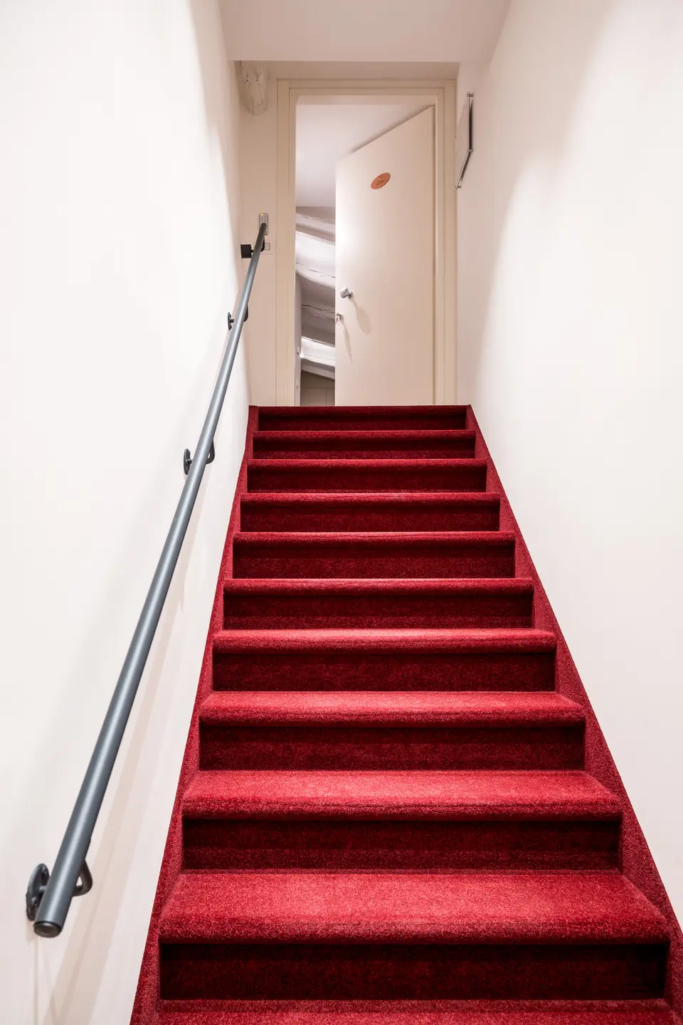 Liona · Palazzo Miracoli, Venice — 3